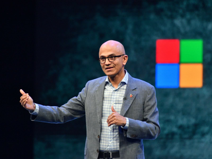 Satya Nadella trở thành CEO kiêm chủ tịch hội đồng quản trị mới của Microsoft